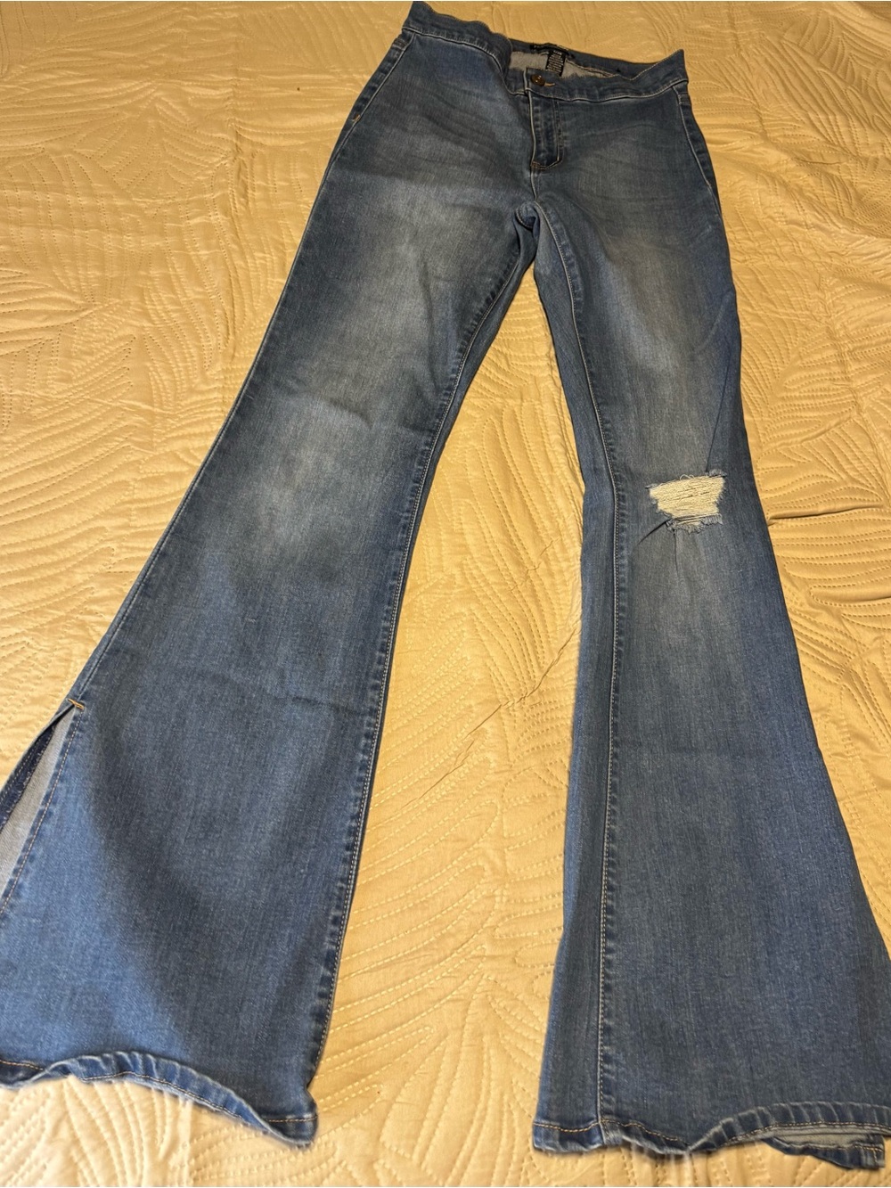 Fashion Nova Women's Blue Flared Distressed Jeans Size 7